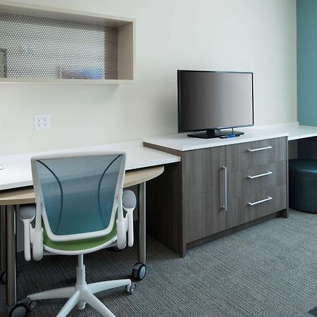 Home2 Suites By Hilton Cape Canaveral Cruise Port ภายนอก รูปภาพ